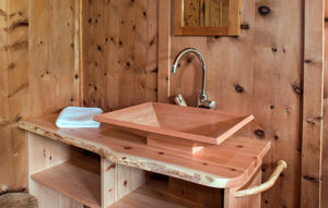 Holz-Waschbecken Zimmer Nr. 11