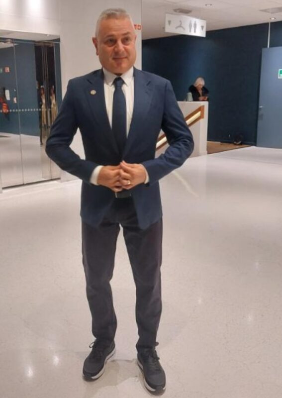 Rechtsanwalt & Royal Crown Dr. Miklos Szilagyi, Zinzino Independent Partner